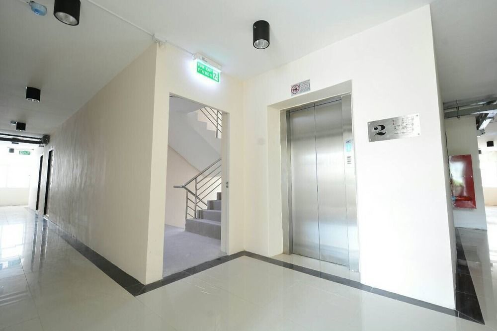 42 Place Bangkok Kültér fotó